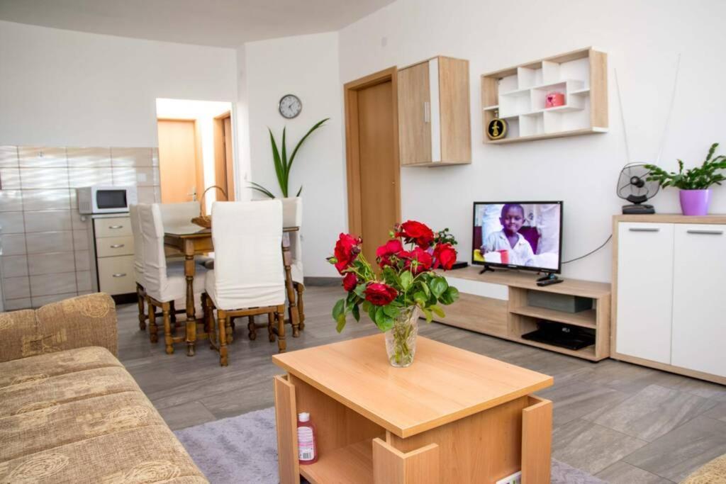 Apartment Jope Kaštela Kültér fotó