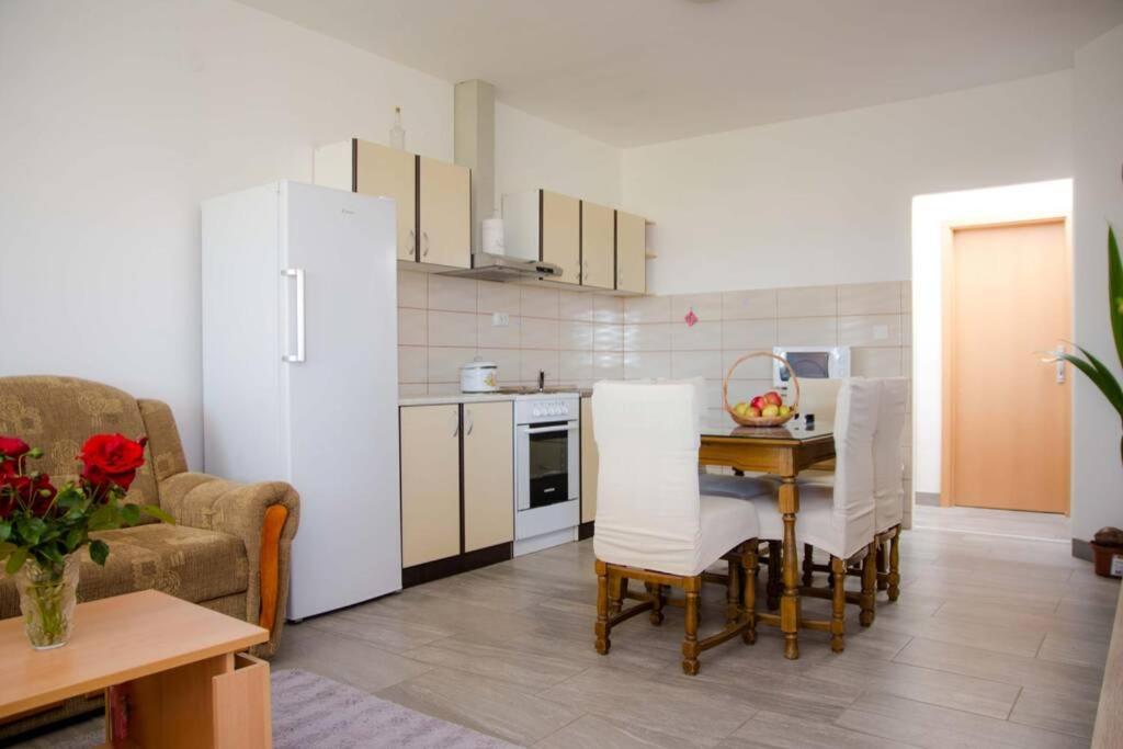 Apartment Jope Kaštela Kültér fotó